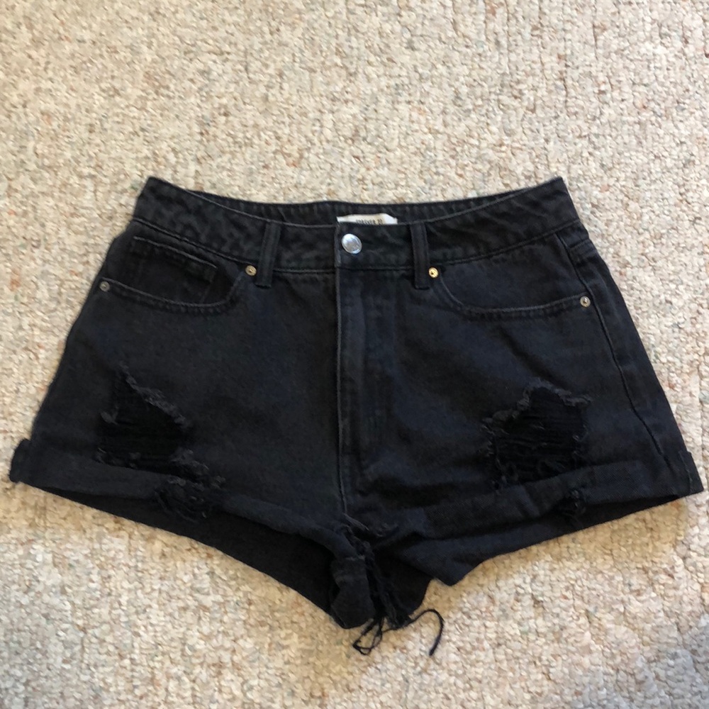 Forever 21 Black jean shorts